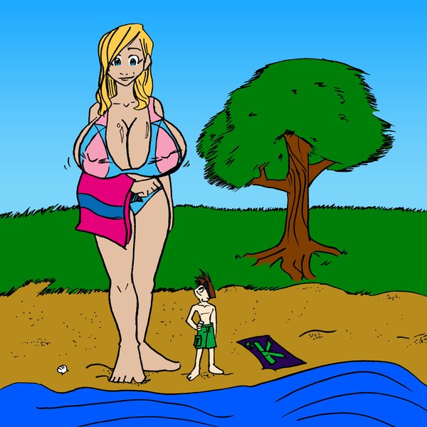 Beach Giantess
