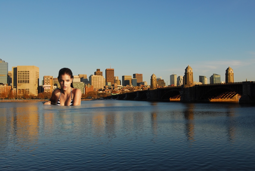 But for this giantess it is kind of hard to find such a huge bath